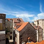 White Stone - Diocletian Palace 斯普利特